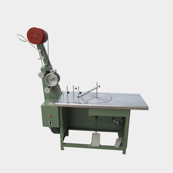 Rolling Machine with feeding